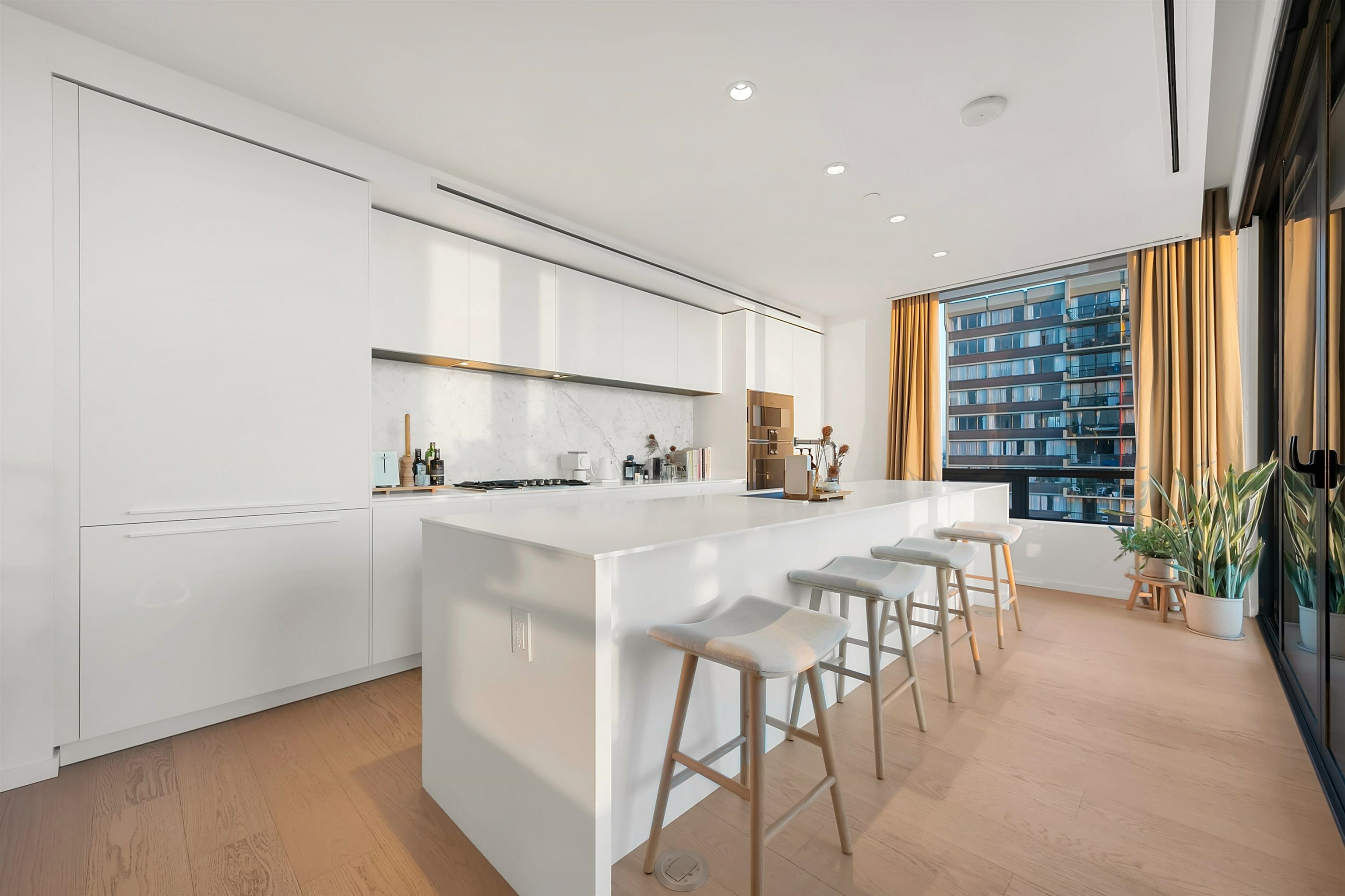 Property Photo: 1171 Jervis Street 1901 BC V6E 0C9