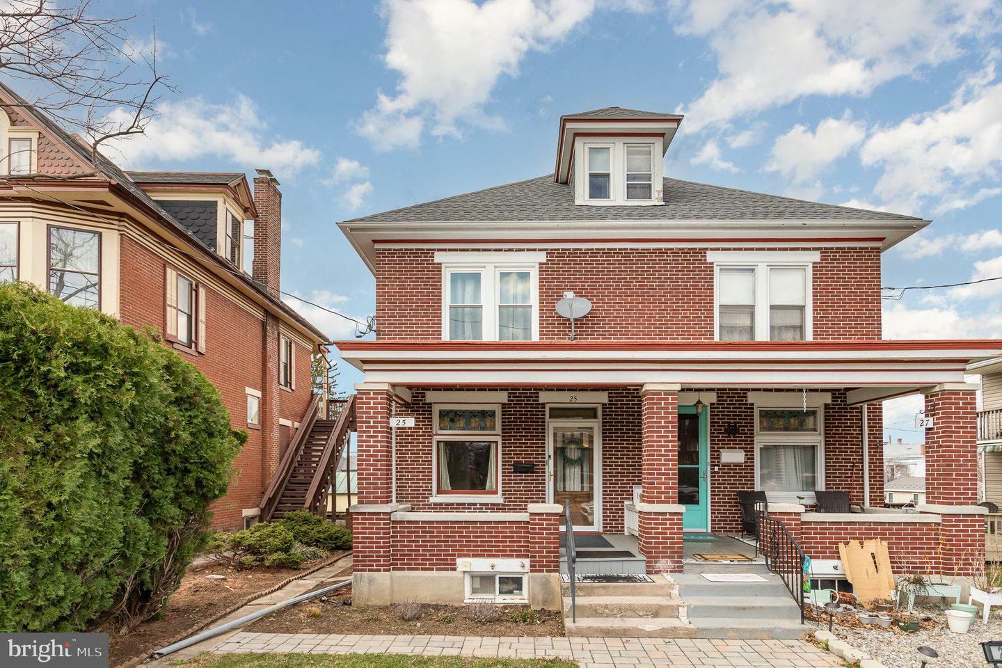 Property Photo: 25 E Coover Street PA 17055