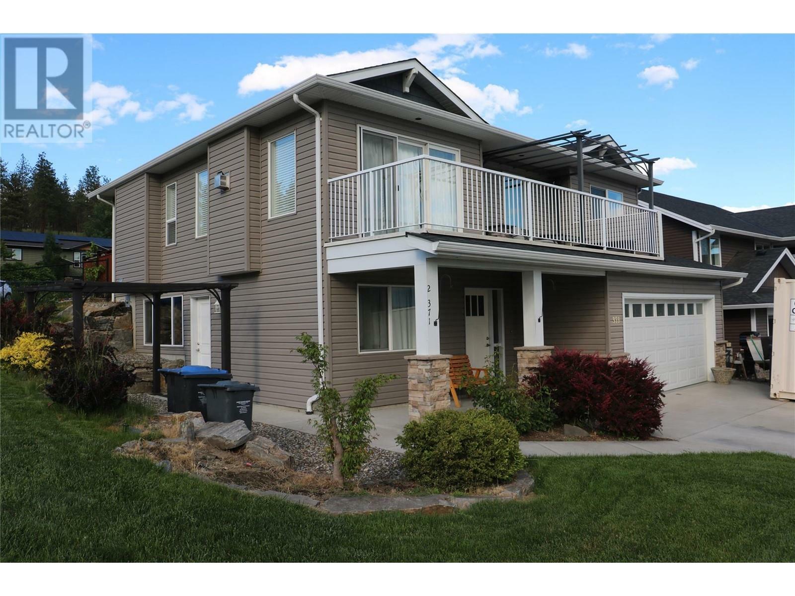 Property Photo: 371 Academy Way BC V1V 3A9