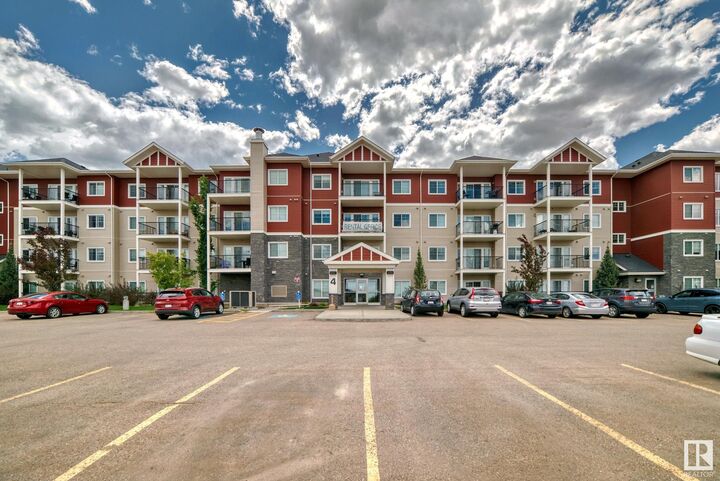 4 Augustine Crescent 2404  Sherwood Park AB T8H 0X8 photo