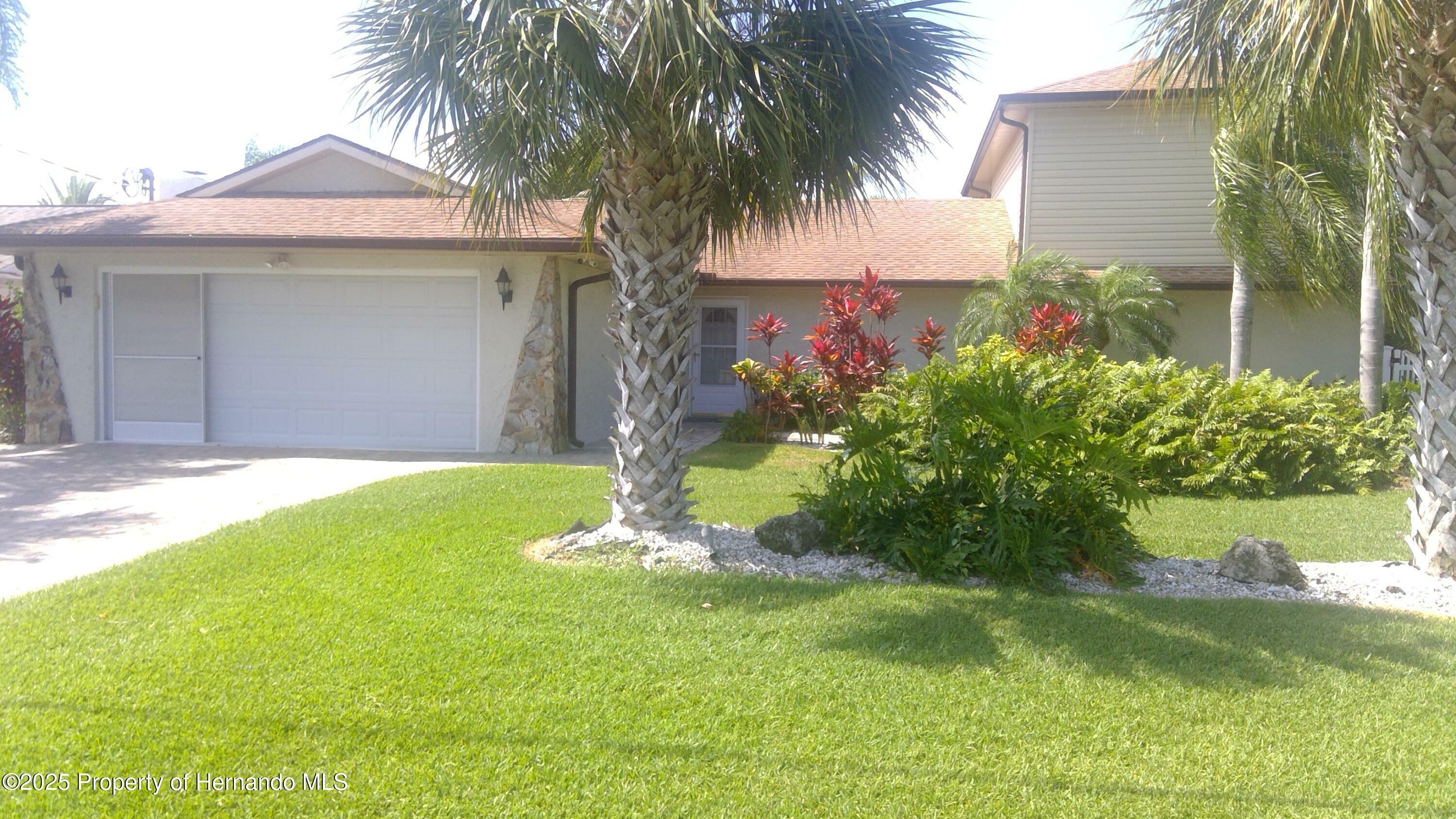 Property Photo: 3496 Gulfview Drive FL 34607