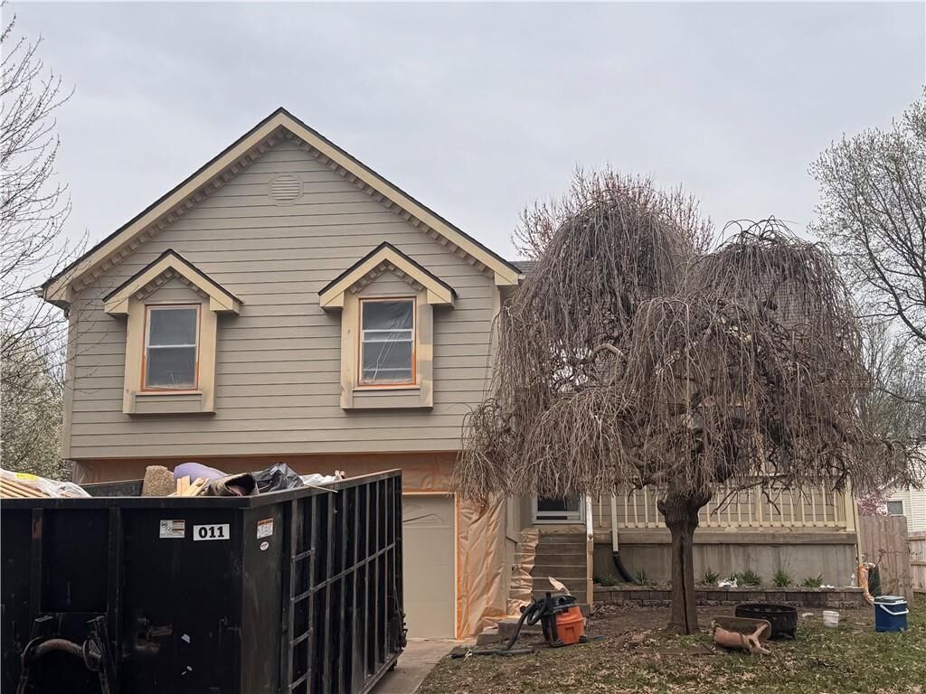 Property Photo: 400 Kimberly Drive MO 64012