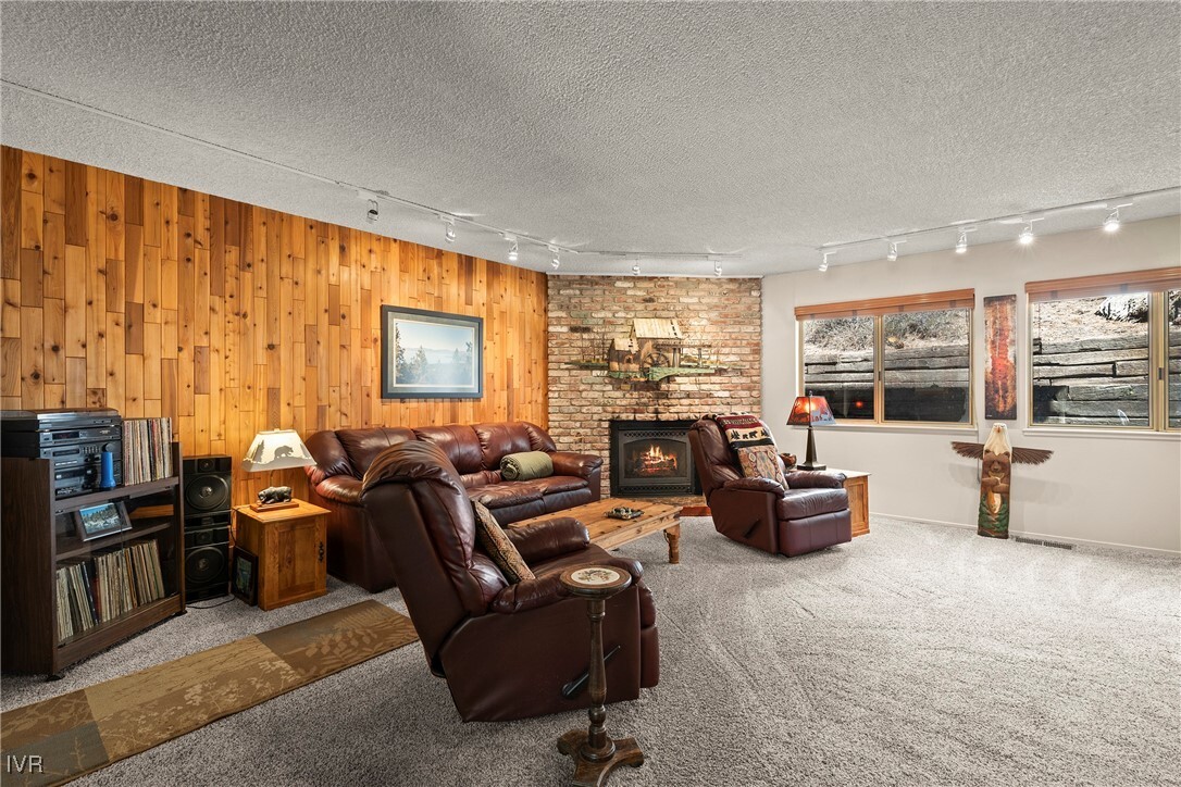 Property Photo: 321 Ski Way 24 NV 89451
