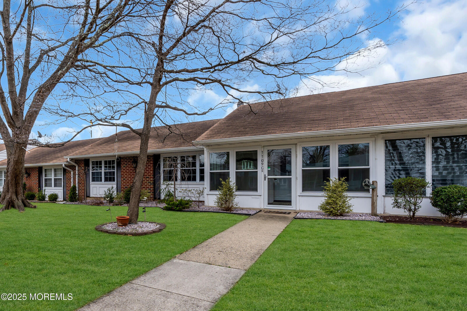 Property Photo:  1109 Argyll Circle  NJ 08701 