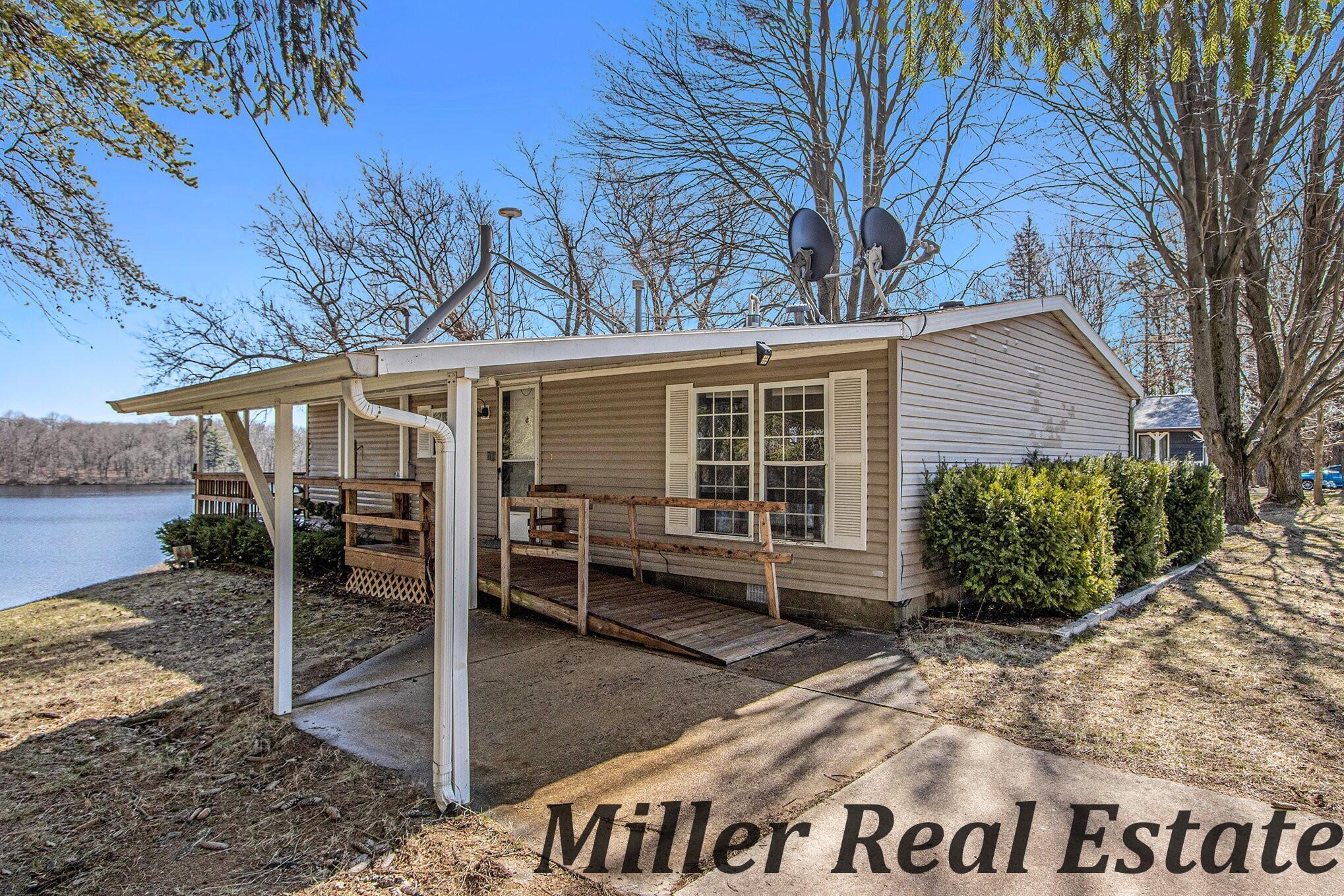 Property Photo:  10047 Deer Sight Drive  MI 49333 