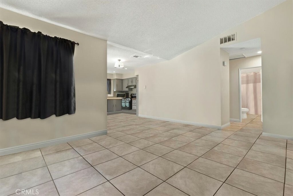 Property Photo: 5609 Monitor Street CA 93307