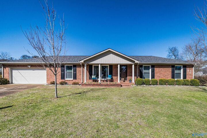 809 SE Vestavia Place SE  Huntsville AL 35802 photo