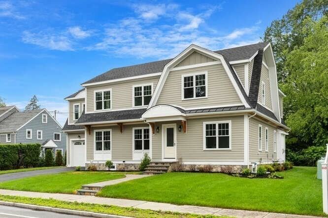 Property Photo: 89 Wildwood St MA 01890