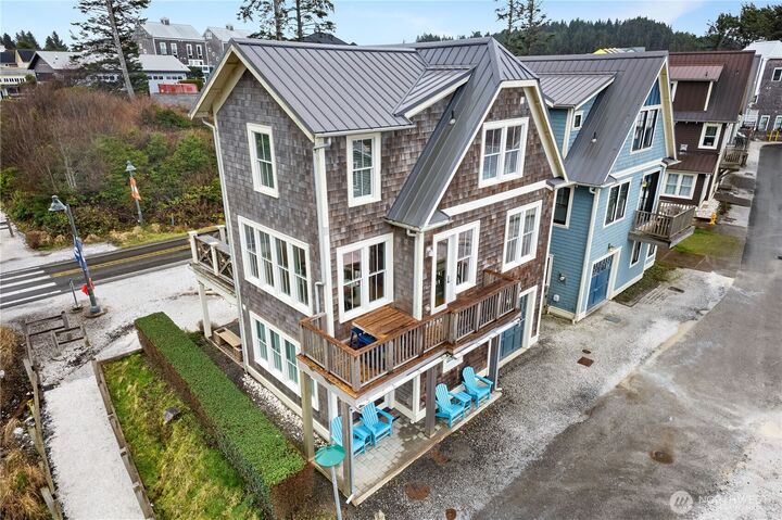 Property Photo:  78  Pacifica Lane  WA 98571 