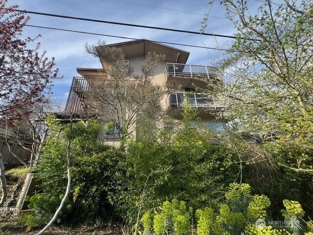 2001  43rd Avenue E A1  Seattle WA 98112 photo