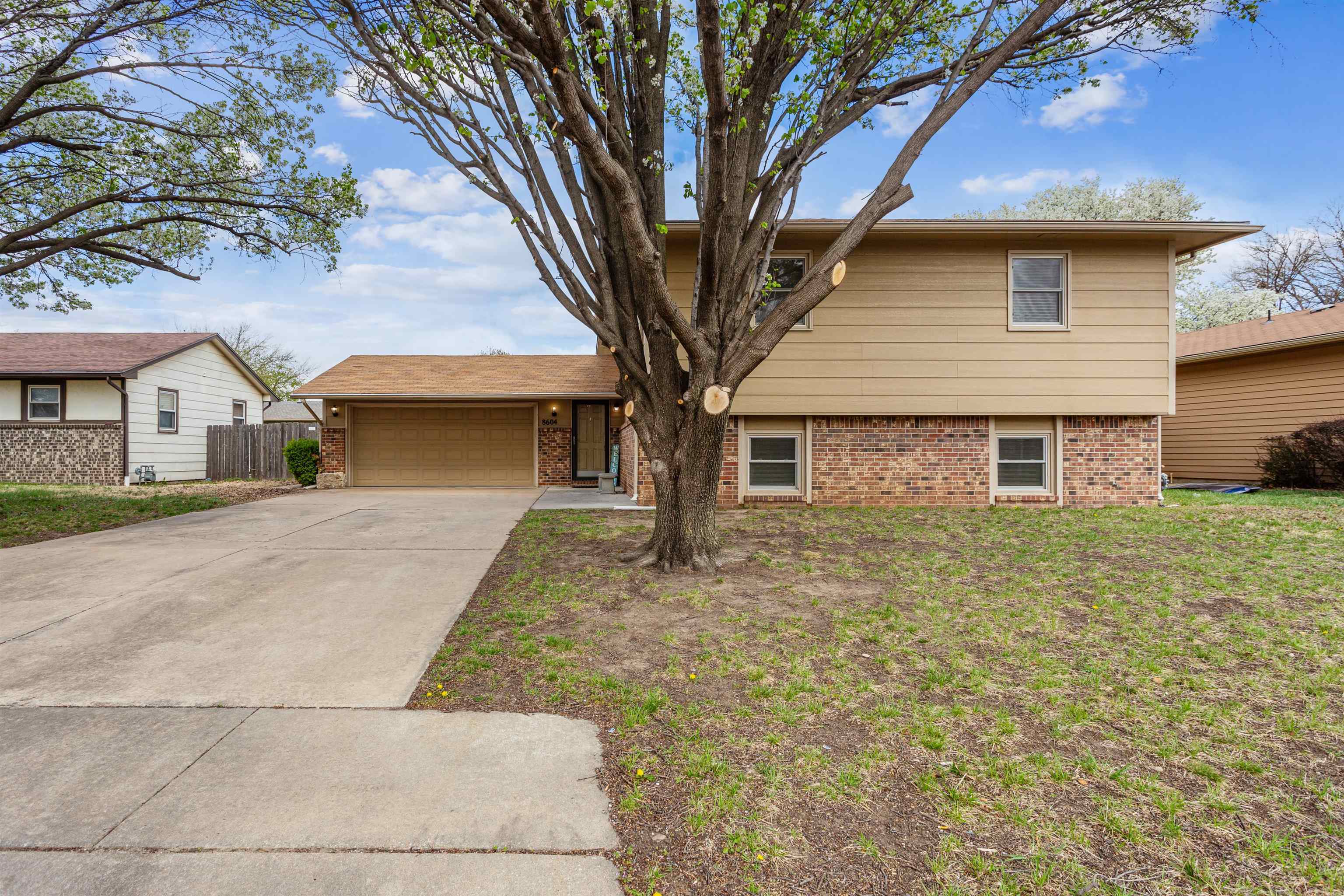 Property Photo: 8604 E Wassall St KS 67210