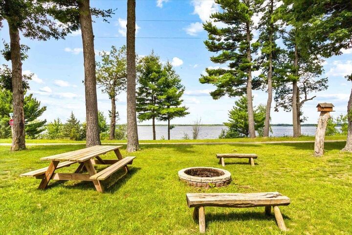Property Photo:  1948 Hill Avenue  WI 53934 