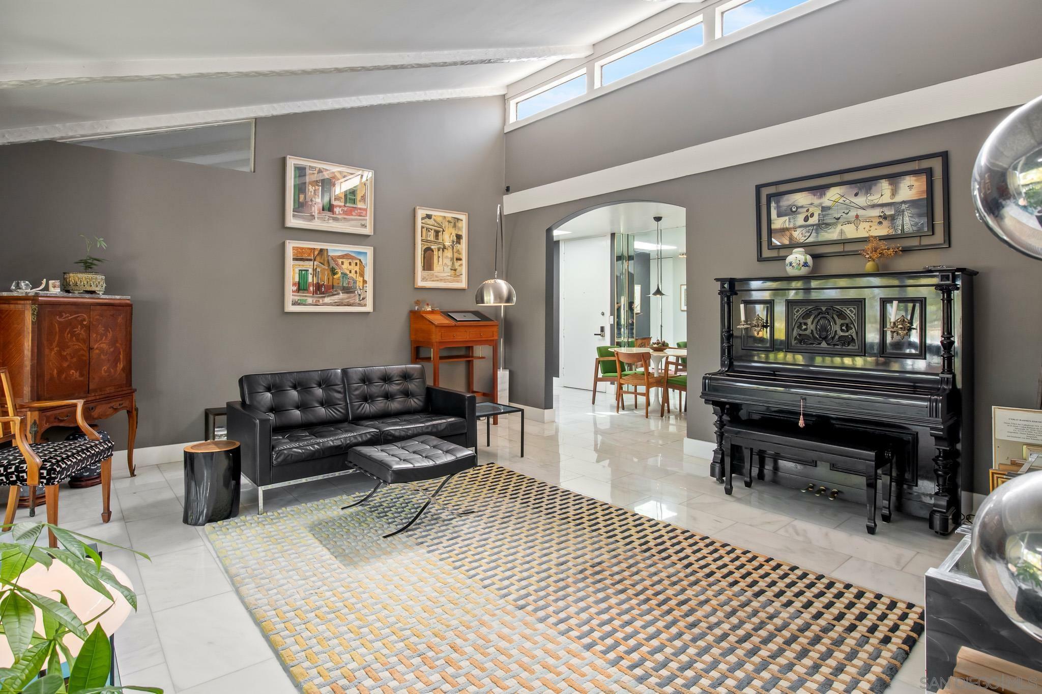 Property Photo: 6455 La Jolla Blvd. 308 CA 92037