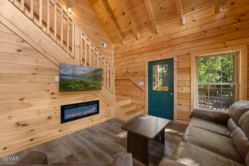 Property Photo: 833 Park Drive TN 37738