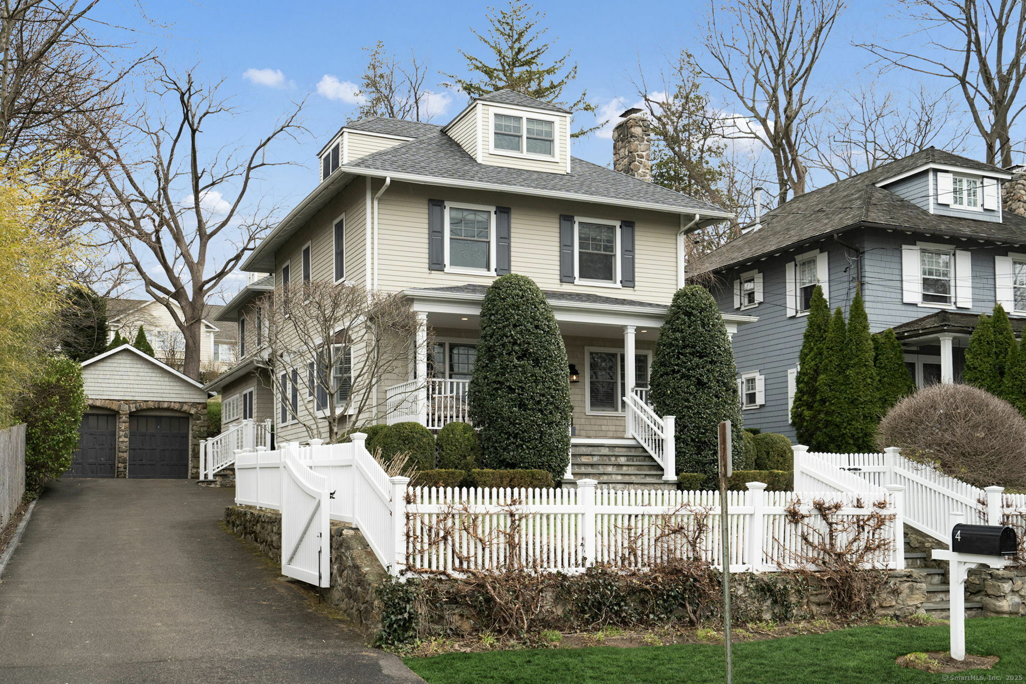 Property Photo: 4 Park Avenue CT 06870