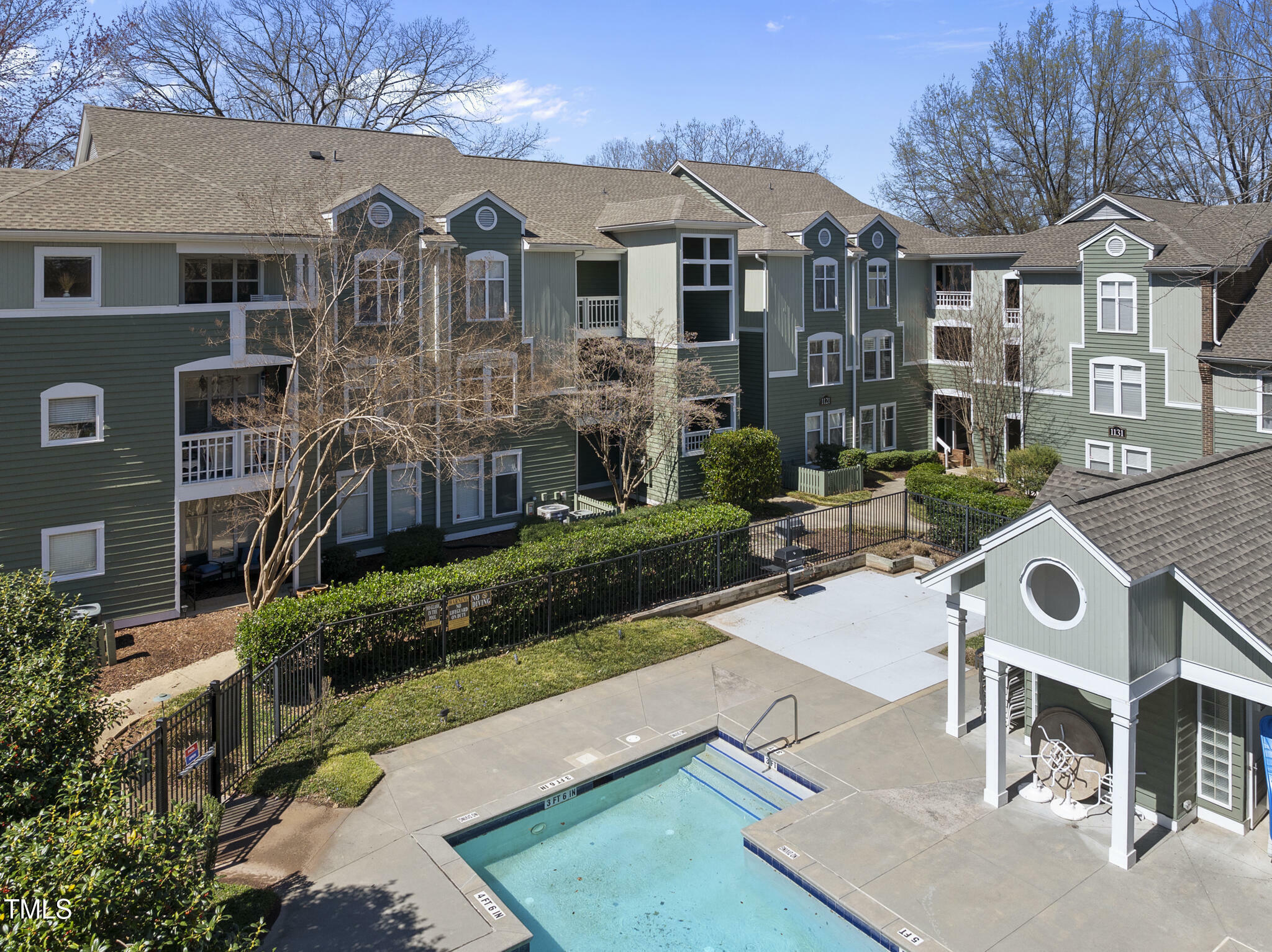 1121 Parkridge Lane 207  Raleigh NC 27605 photo