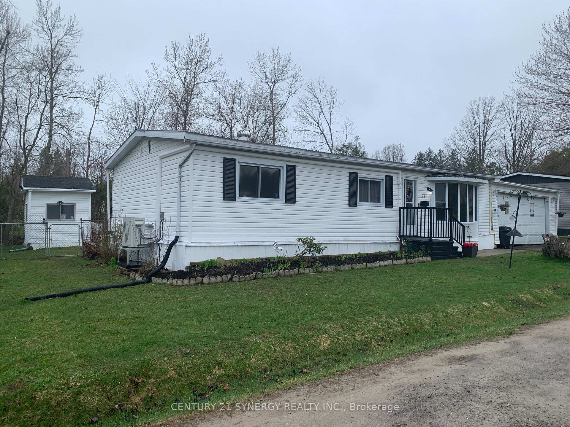 Property Photo: 27 Cassell Lane ON K7A 4S5