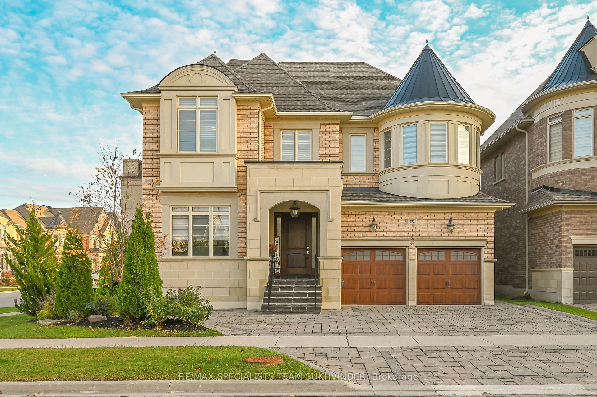 Property Photo: 378 Woodgate Pines Drive ON L4H 3N5