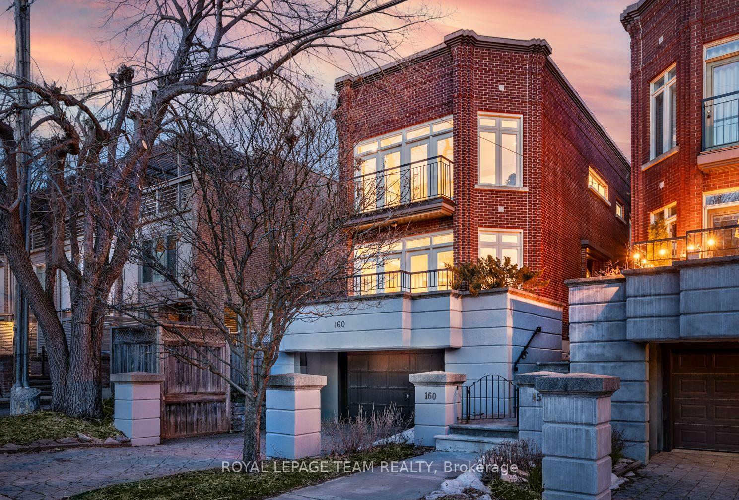 Property Photo: 160 Dufferin Road ON K1M 2A6