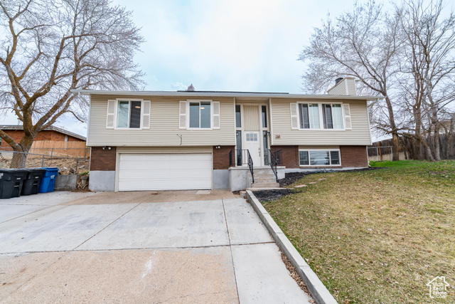 Property Photo: 269 E 5100 S UT 84405