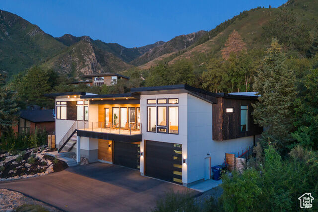 Property Photo: 4471 S Covecrest Dr UT 84124