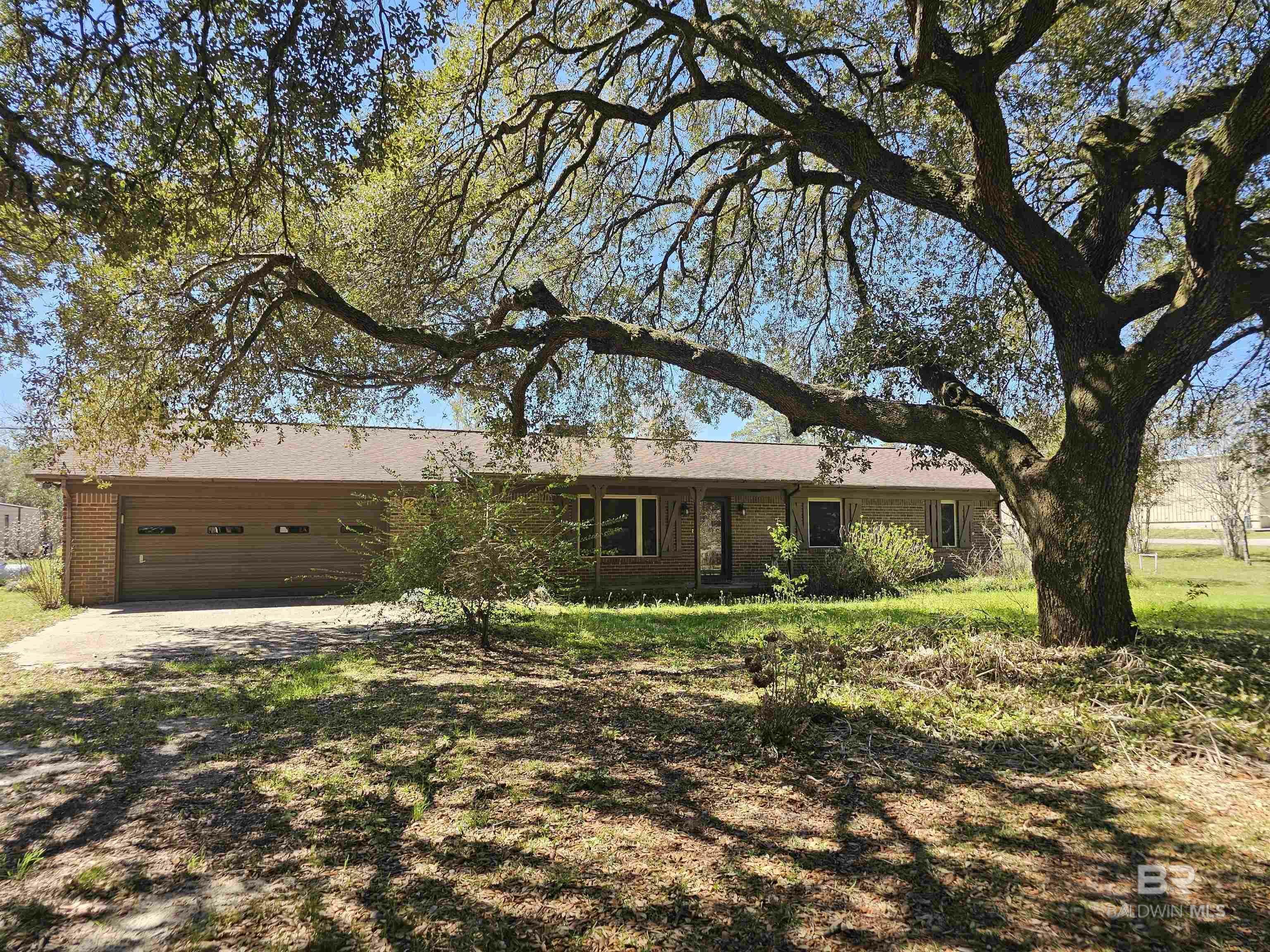 Property Photo: 12741 S Santa Piedro Street AL 36549