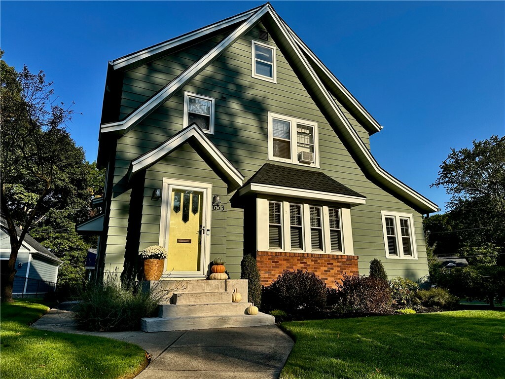 Property Photo:  653 Winona Boulevard  NY 14617 