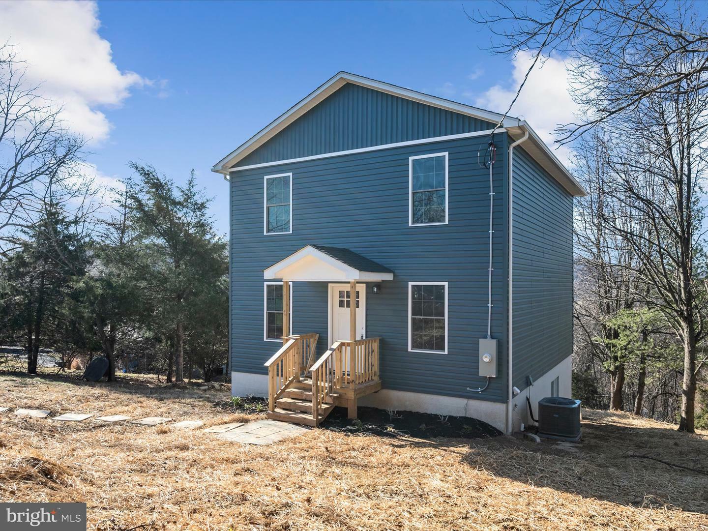 Property Photo: 32 Granny Smith Road VA 22642