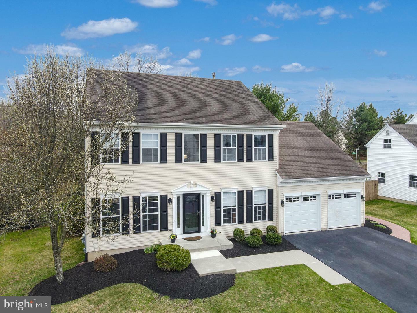 3683 E Brandon Way  Doylestown PA 18902 photo