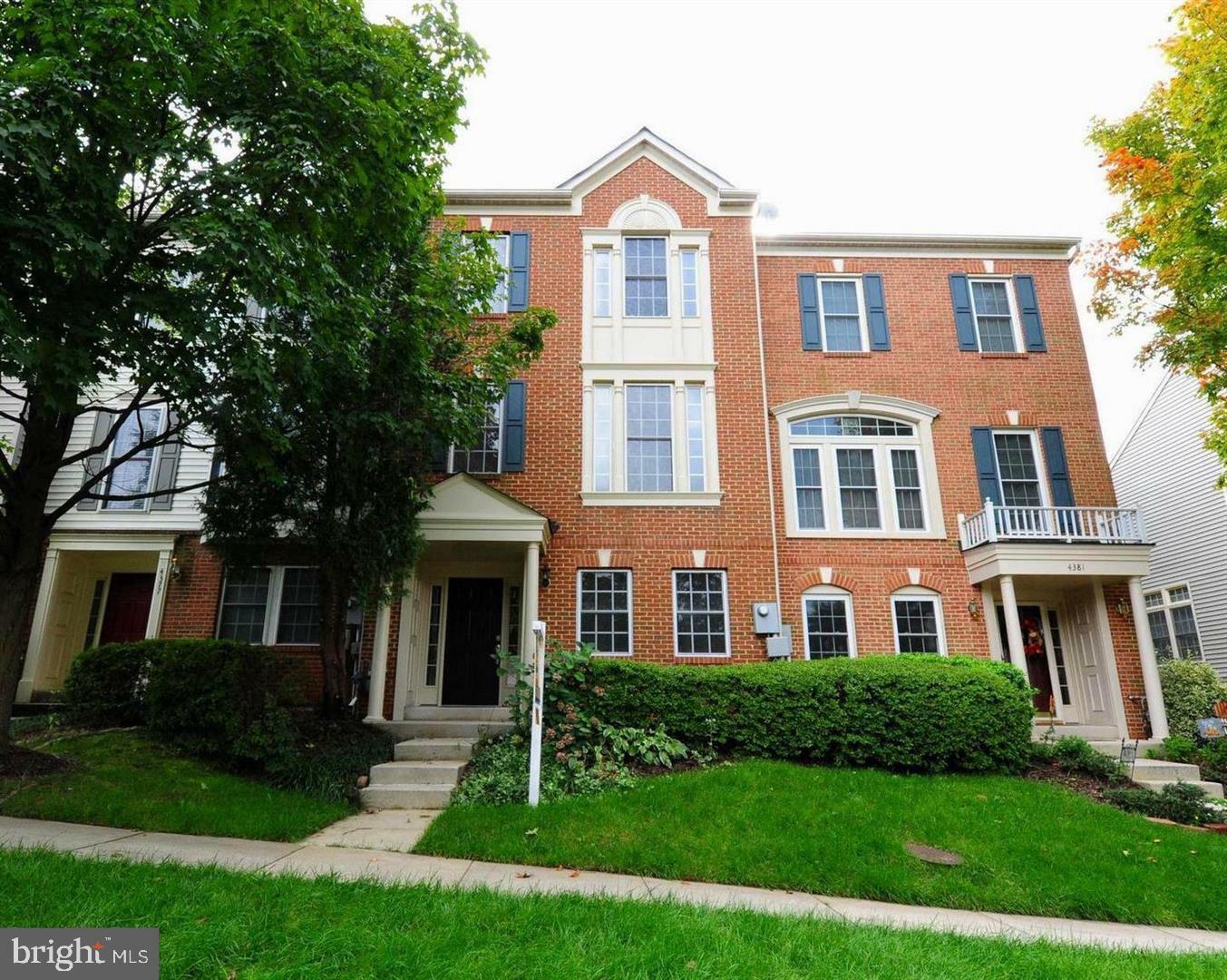 Property Photo: 4379 Thomas Brigade Lane VA 22033