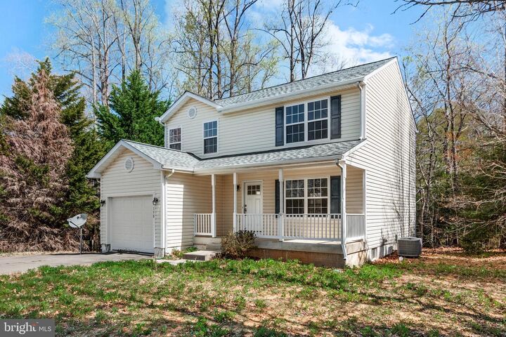 Property Photo: 198 Federalist Way VA 22520