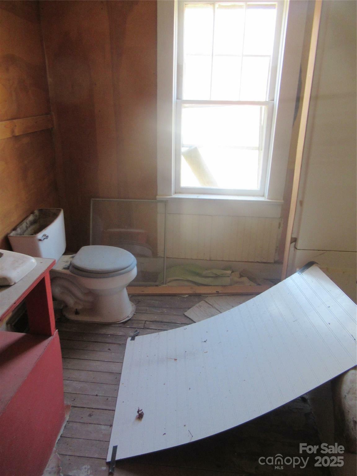 Property Photo: 43 Lester Hollifield Road NC 28752
