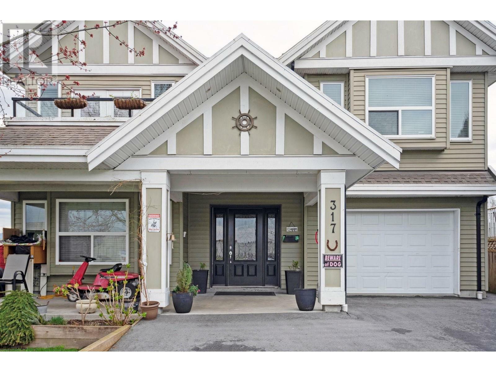 Property Photo: 317 Jardine Street BC V3M 5M6