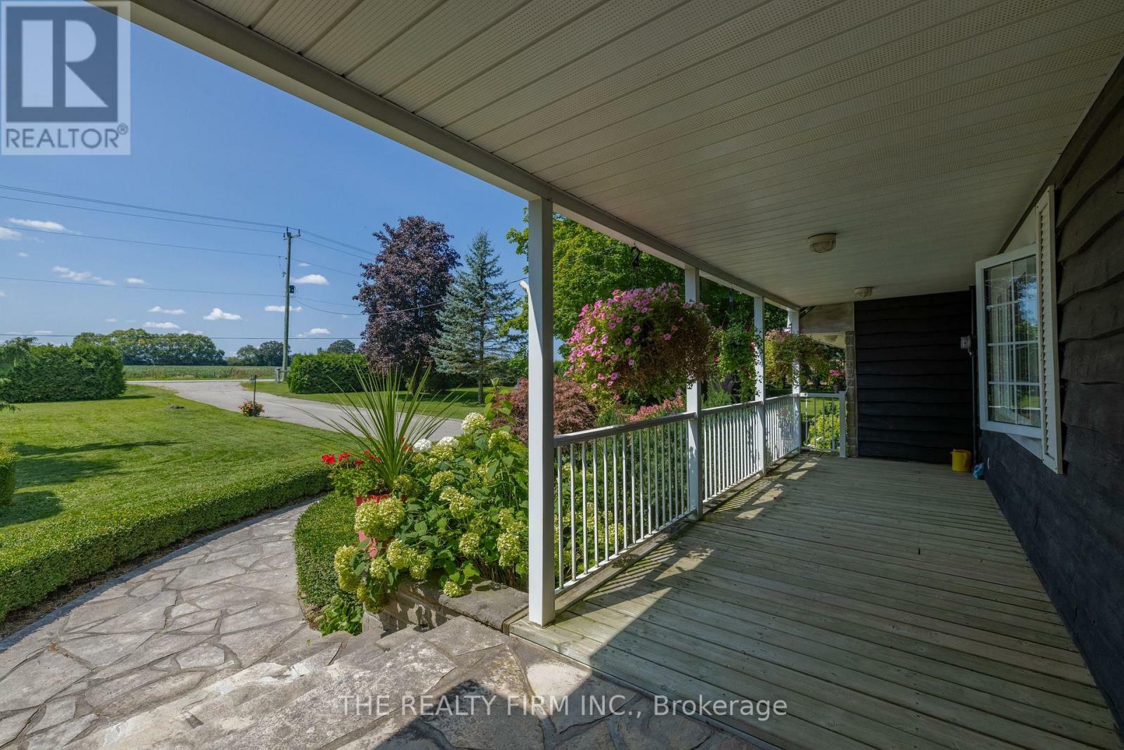 Property Photo: 2294 Harris Road ON N0L 1G5