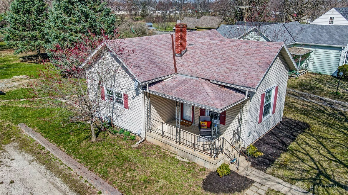 Property Photo:  160 High Street  OH 43072 