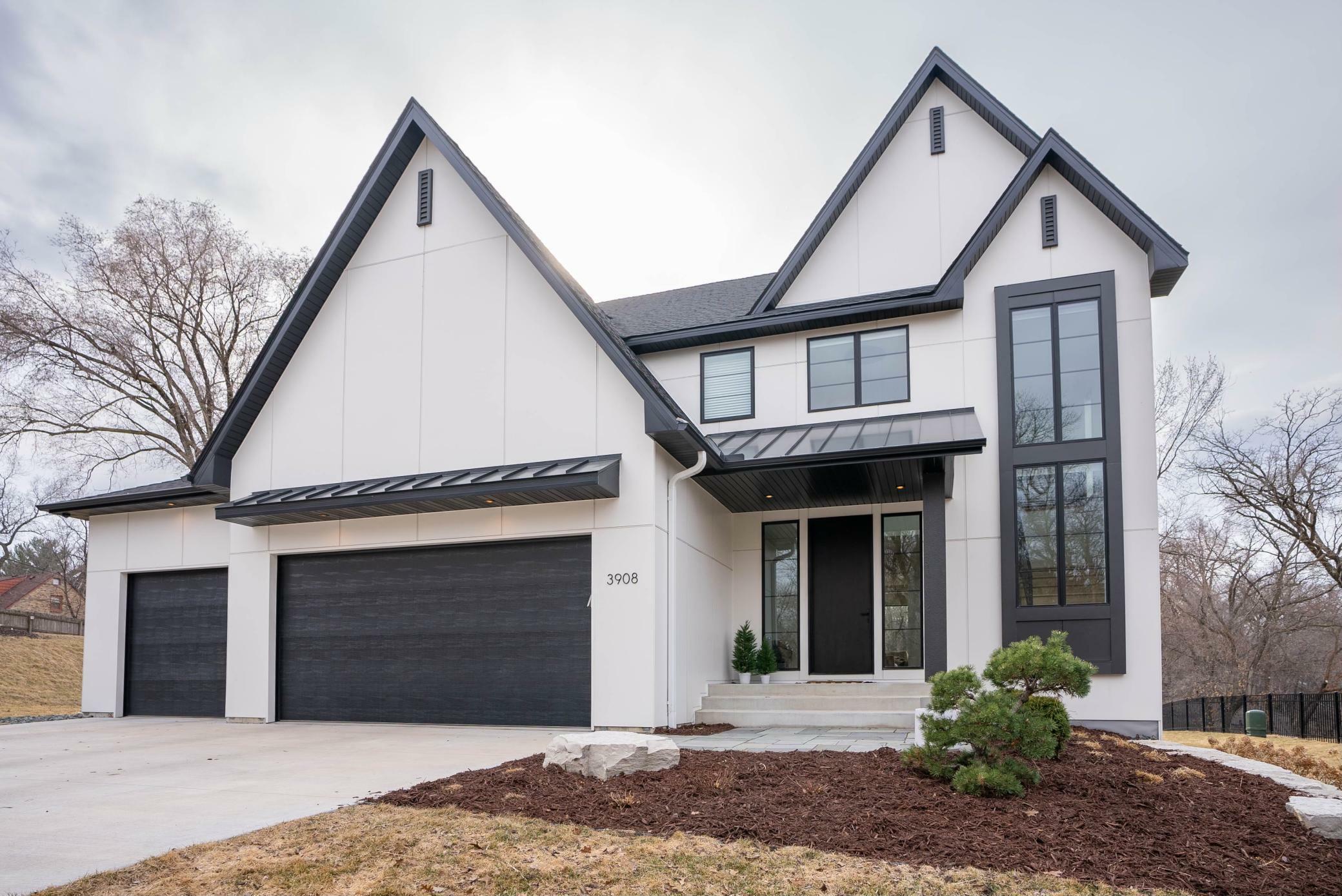 3908 Oak Road  Minnetonka MN 55345 photo