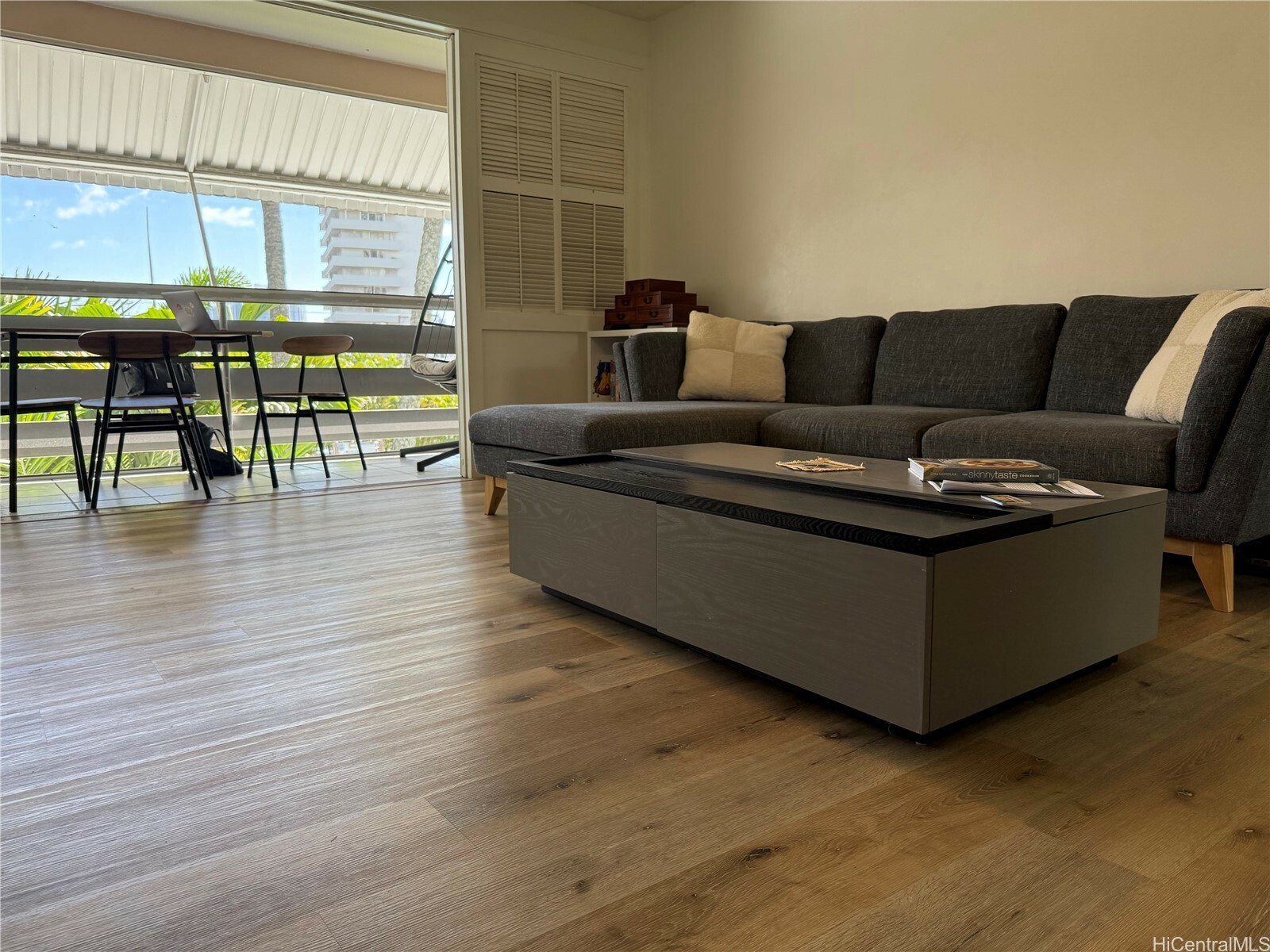 1330 Wilder Avenue 314  Honolulu HI 96822 photo