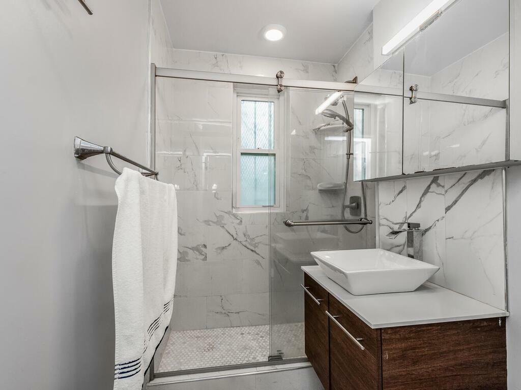 Property Photo: 2630 Kingsbridge Terrace 2st NY 10463