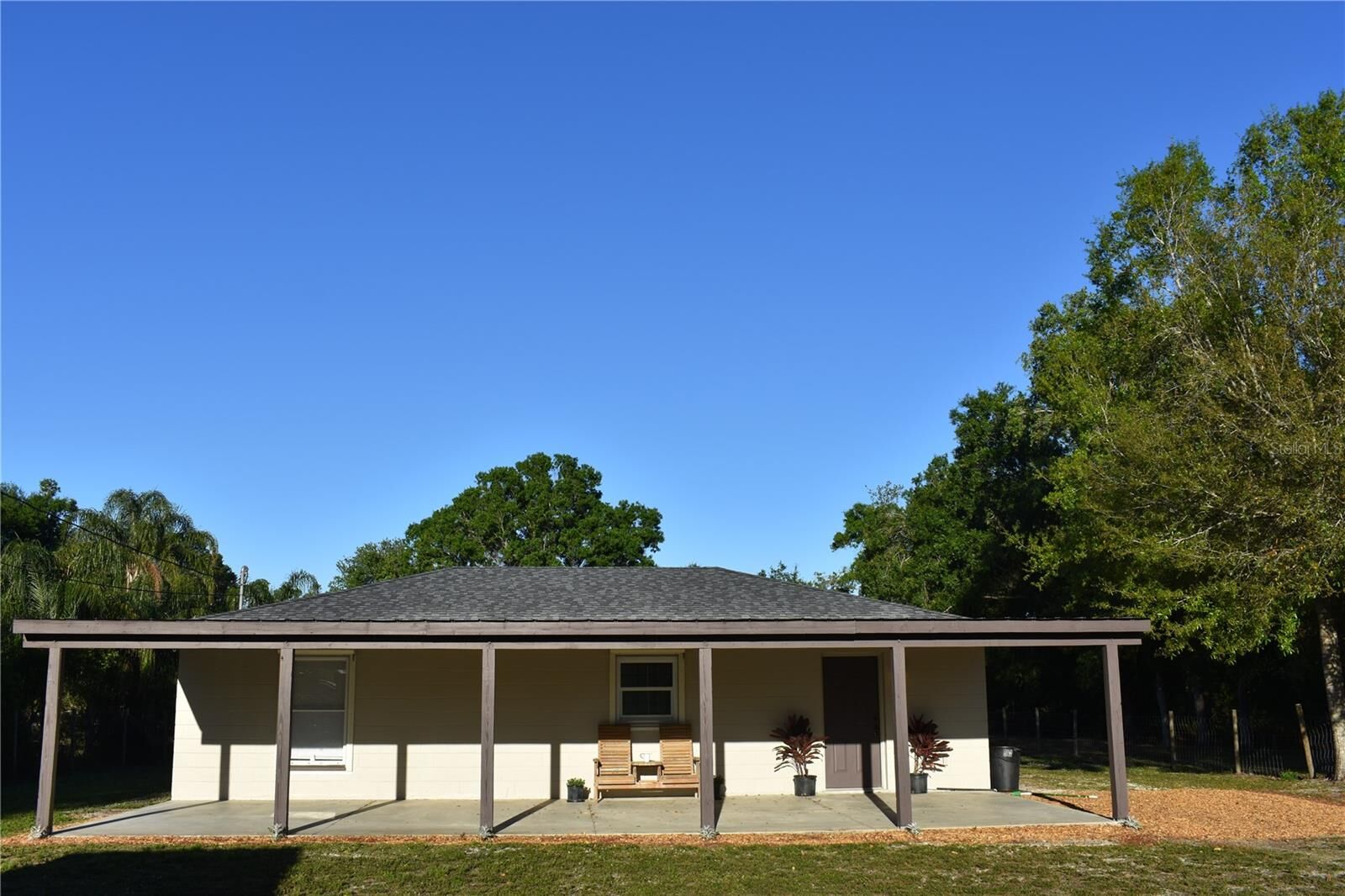 Property Photo:  2461 NW Garvin Avenue  FL 34266 