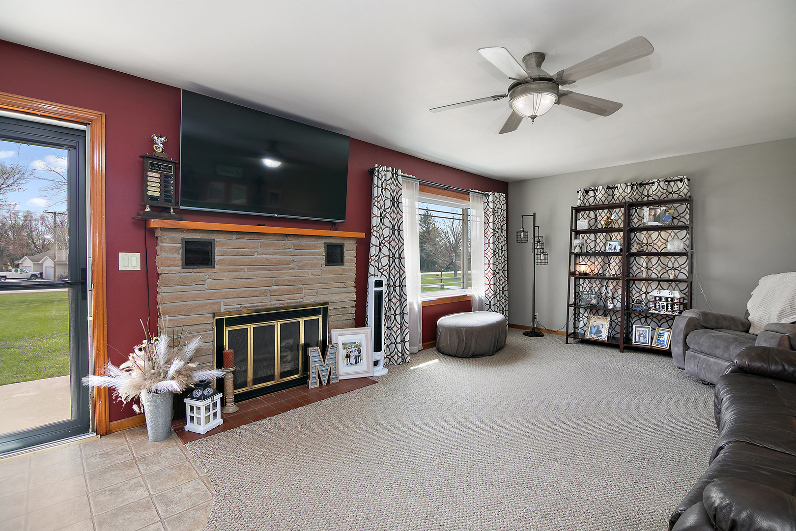 Property Photo: 493 W Chebanse Avenue IL 60922