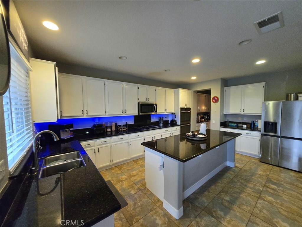 Property Photo:  20530 Fox Den Road  CA 92595 