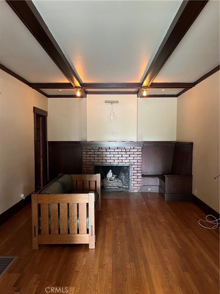 Property Photo: 437 Grant Street CA 92373