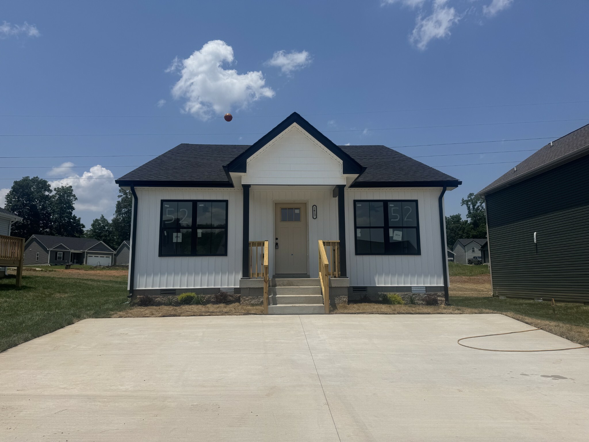 Property Photo: 1413 Isaiah Dr TN 37042