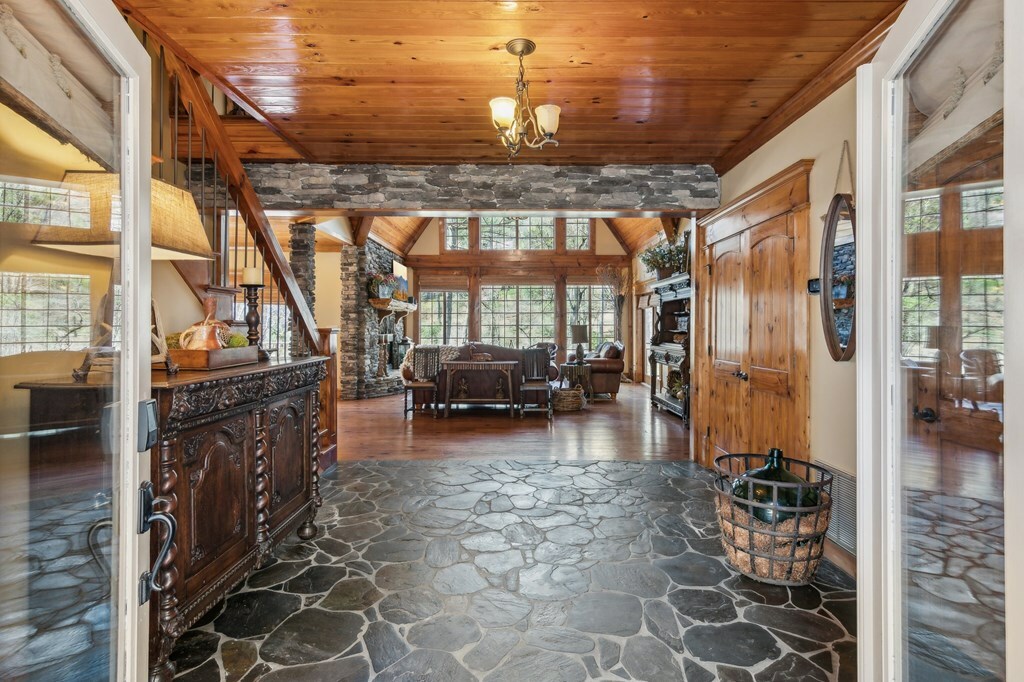 Property Photo: 124 River Shoals Road GA 30536