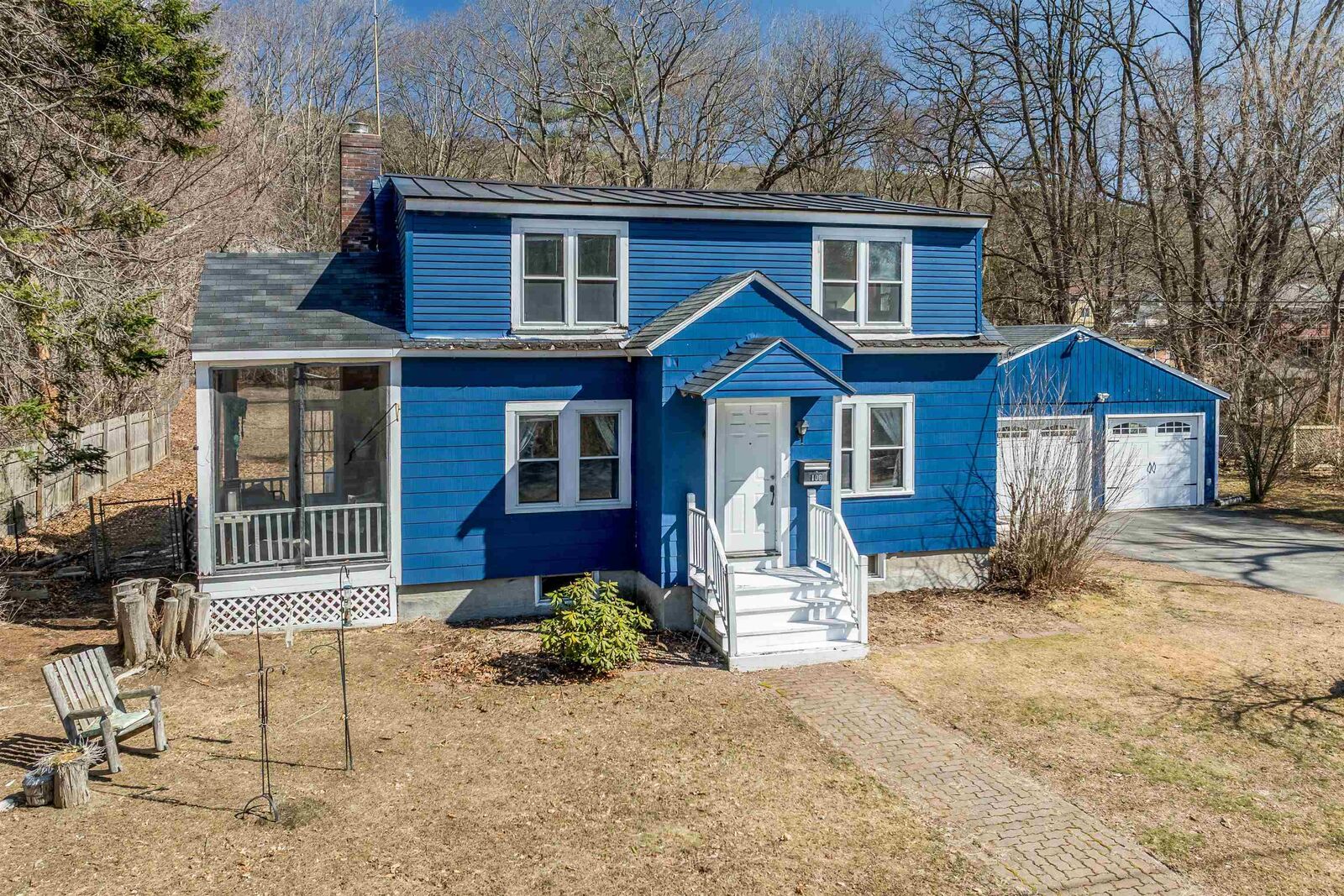 Property Photo: 100 Maple Street NH 03784