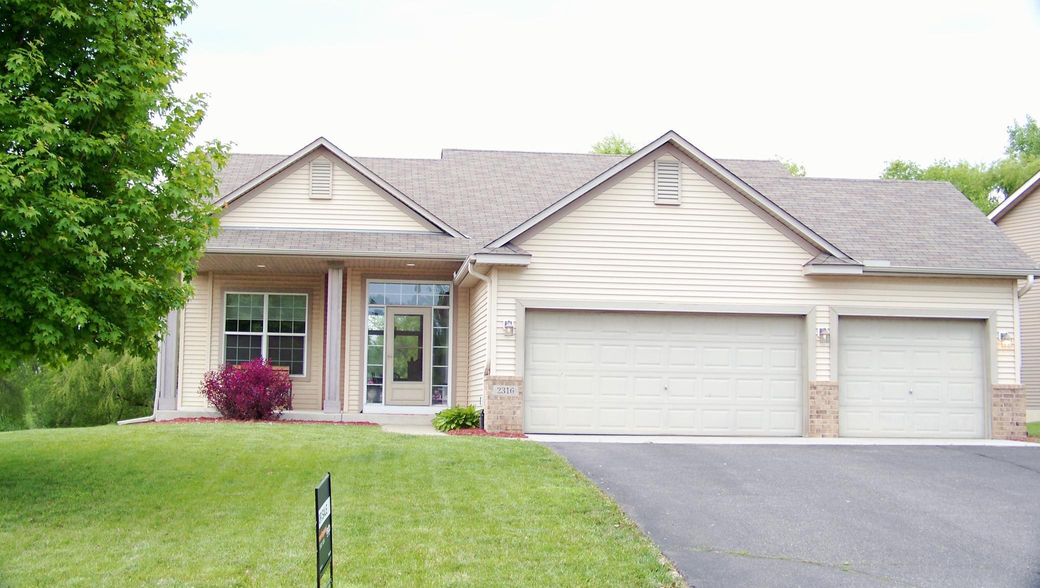 Property Photo: 2316 Coldwater Crossing MN 55360