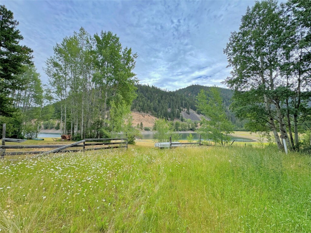 Property Photo: 2162 Highway 5A BC V0X 1W0