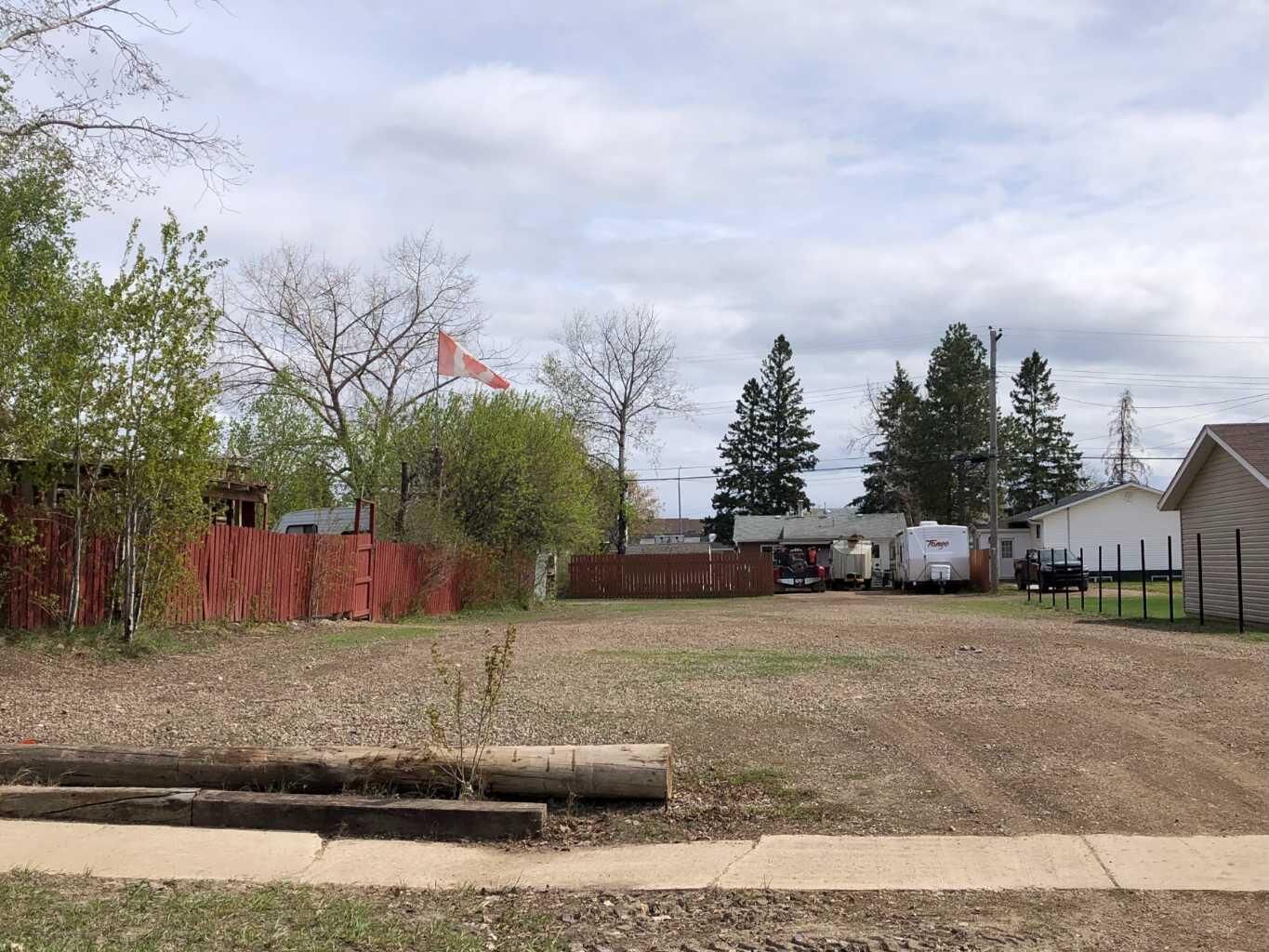 Property Photo: 10113 100 Street AB T0H 1Z0