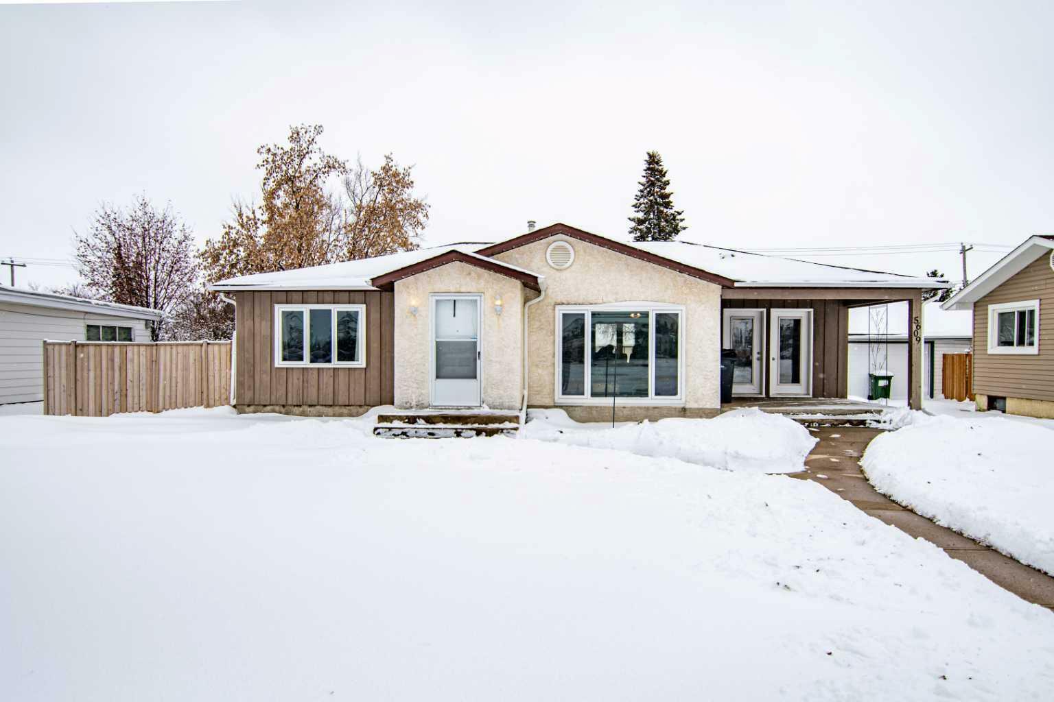 5609 48 Avenue  Ponoka AB T4J 1K2 photo
