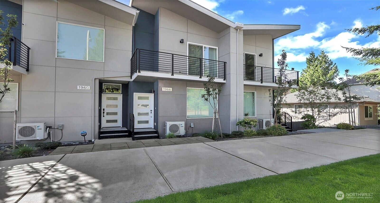 Property Photo: 1966 NE 7th Court WA 98056